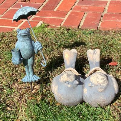 8146 Double Bird Planter and Frog Rain Gauge