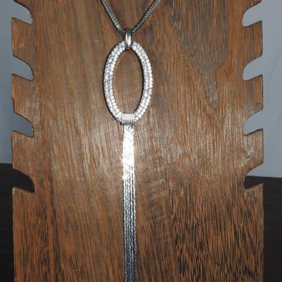 Fashion costume necklace