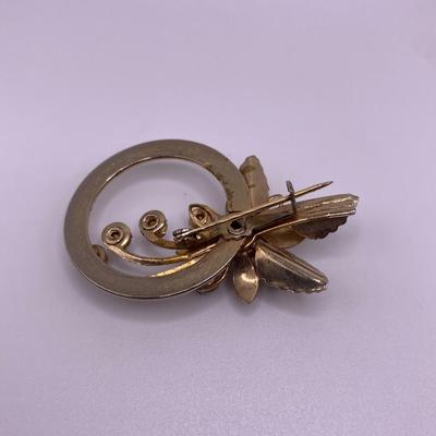 Collection of Vintage Brooches and Necklaces