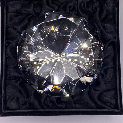 Vintage Elan Crystal Diamond Paperweight