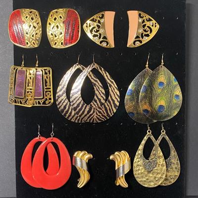Vintage Lot of Earrings