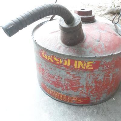 Garagenalia Vintage Gas Can