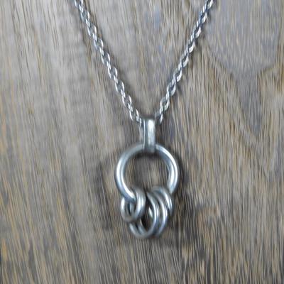 Fashion costume necklace