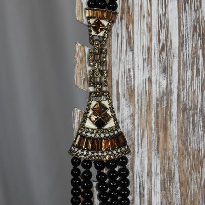Beautiful layered Heidi Daus jeweled necklace