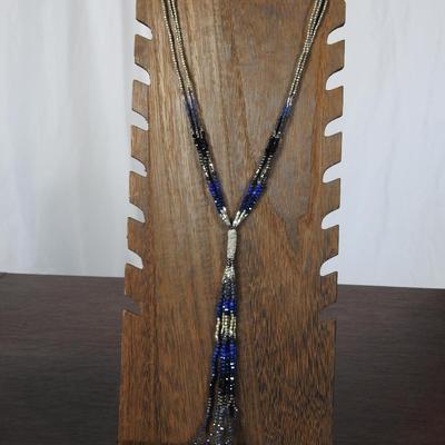 Fashion costume jewelry necklace