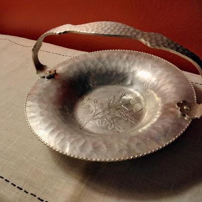 Vintage Continental Silver Co Brilliantone Wild Rose 1088 Aluminum Basket 8"