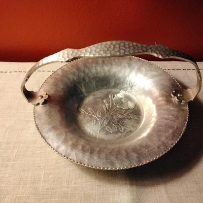 Vintage Continental Silver Co Brilliantone Wild Rose 1088 Aluminum Basket 8"
