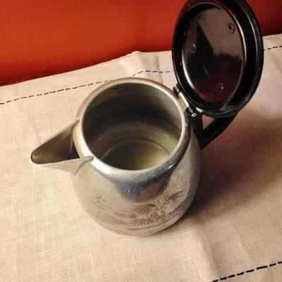 Vintage Swan Brand Willo Ware Aluminum Tea/Coffee Pot Made in England 1 1/2 Pint Blue Willow Pattern