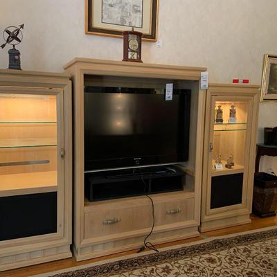 Lighted Media Cabinet / Wall Unit with Cabinets on Each Side