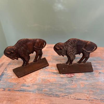 Antique Western Americana Cast Iron Buffalo Bison Bookends