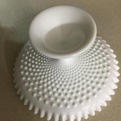 Vintage Fenton ruffled edge hobnail milk glass pedestal cake/pie stand