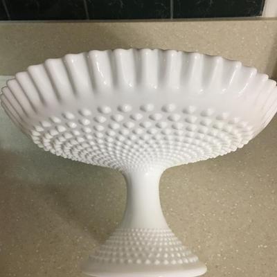 Vintage Fenton ruffled edge hobnail milk glass pedestal cake/pie stand