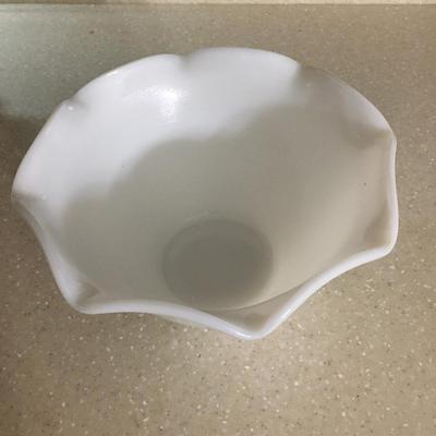 Hazel Atlas Platonite Milk Glass Depression Era Bowl Embossed Wheat Ruffled Edge Mixing Bowl Vintage