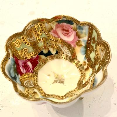 Antique tri foot Nippon Bowl with heavy Gilt Aesthetic Decoration and HP Roses. Vanity or trinket or candy !