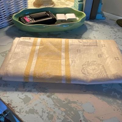 Antique  DAMASK Yellow Banded Tablecloth San Francisco Oâ€™CONNOR MOFFATT & CO