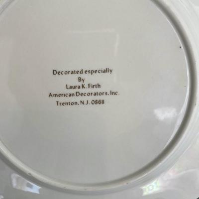 Columbia University  Plate  w Crest  and gilt border