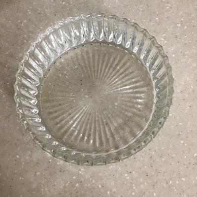 Round ribbed glass wine bottle coaster