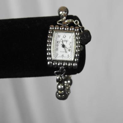 Womanâ€™s watch