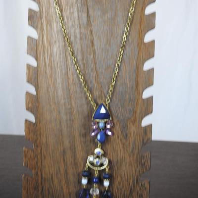 Fashion costume jewelry necklace