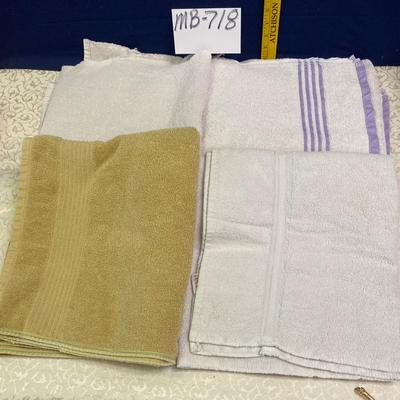 4 Towels