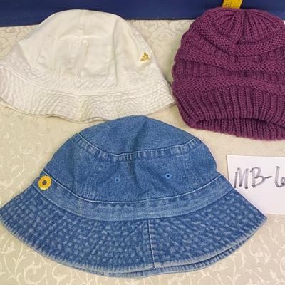 3 hats