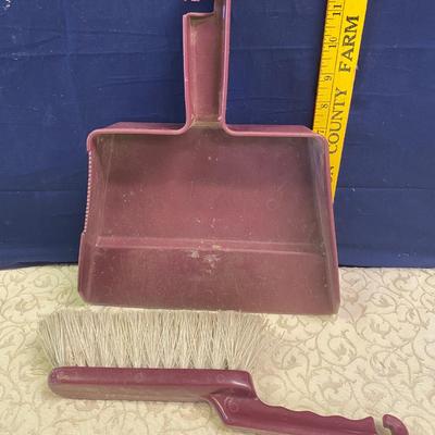 Brush and Dust Pan
