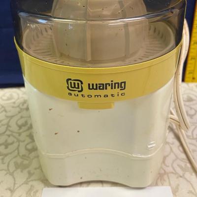 Waring Juicer