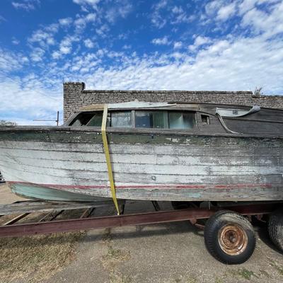 1956 Chris Craft 26â€™ Cabin Cruiser