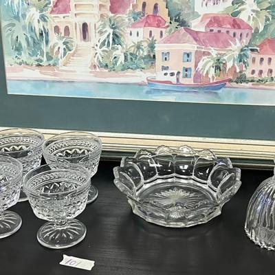 Dessert bowls and Bell