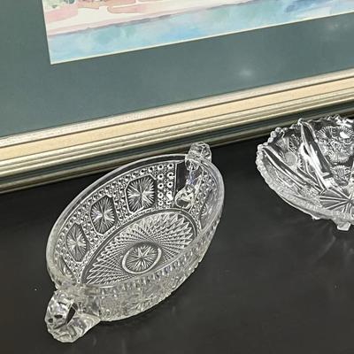 Bowls and decorative Crystals