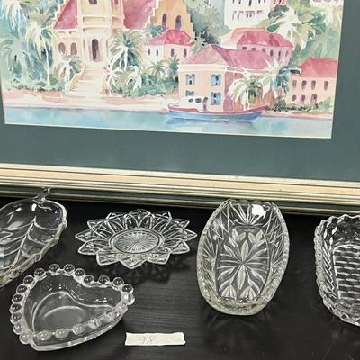 Nice decorative Crystal pieces