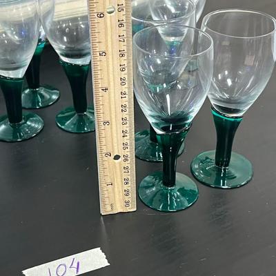 Amazing lot of glasses