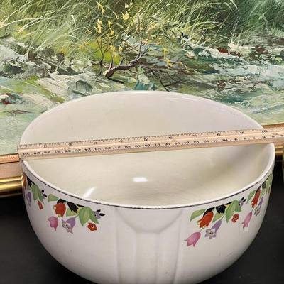 Set Of Bowls