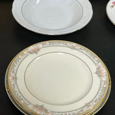 Nice Various sizes of Dishes. Famous Brands