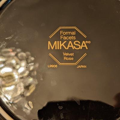 3 Piece Mikasa Velvet Rose Plates, Black with Gold