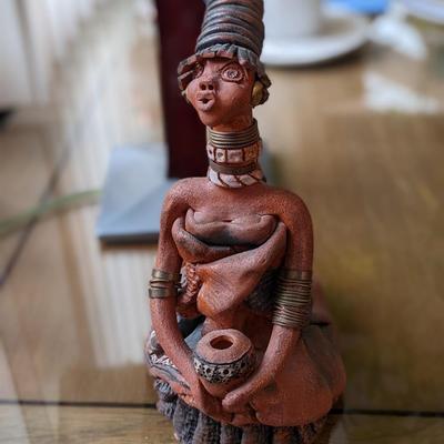 Handmade in Knysna Terracotta Woman with Baby