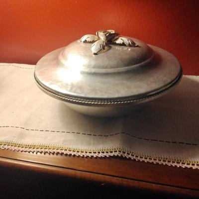 Covered Hammered Aluminum Casserole Serving Dish