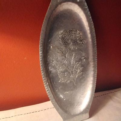 hammered Aluminum flowered shallow dish tray
