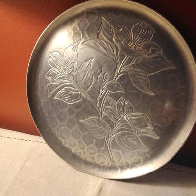Hammered Aluminum flower patterned circular serving tray