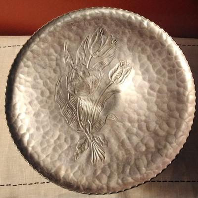 Hammered Aluminum cake display tray