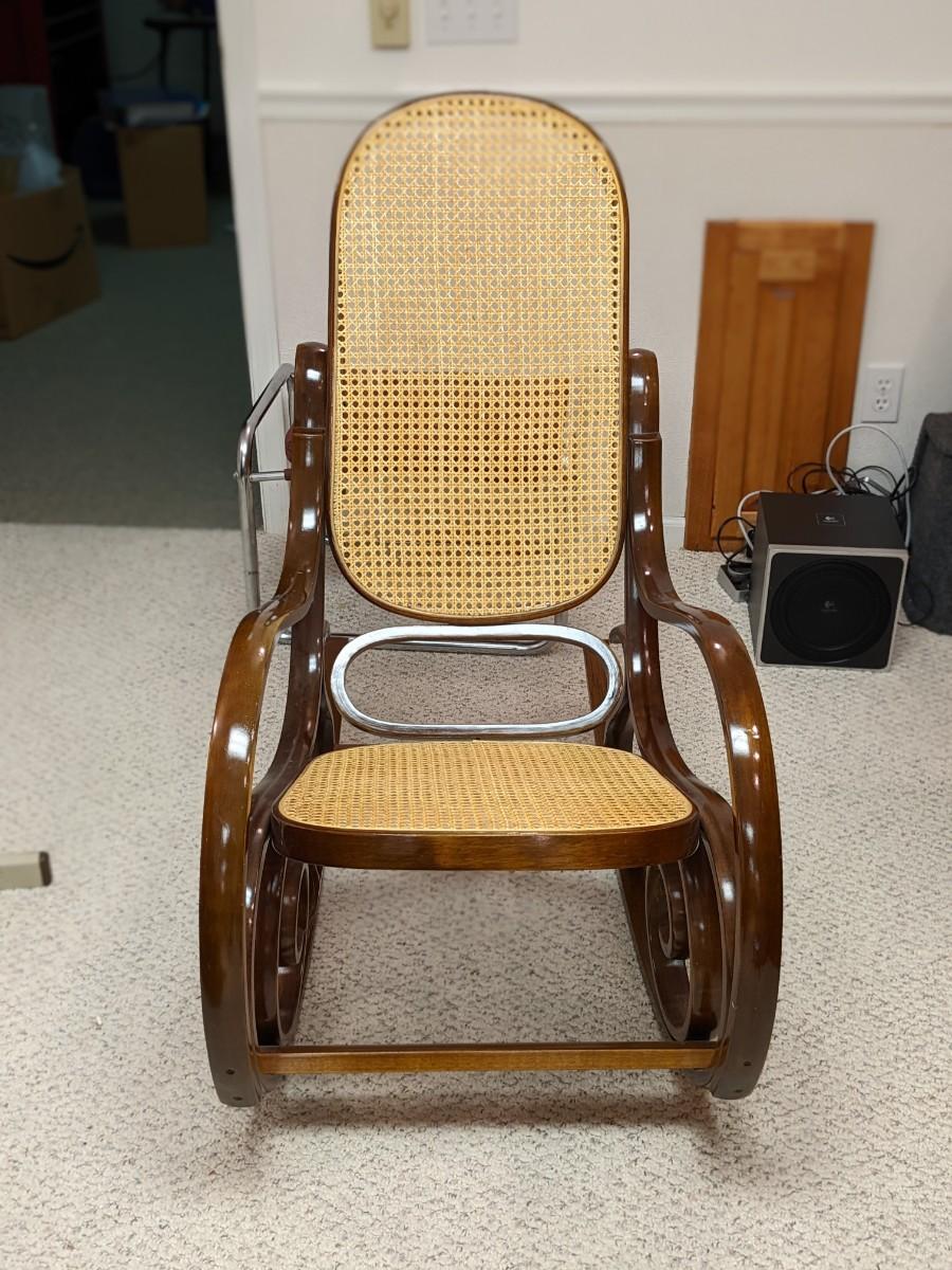 Wicker Rocker Lp Wicker Rocker, Nice Condition | EstateSales.org