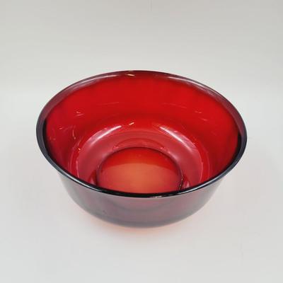 BEAUTIFUL ARCORAC FRANCE RED BOWL