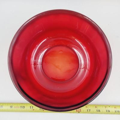 BEAUTIFUL ARCORAC FRANCE RED BOWL
