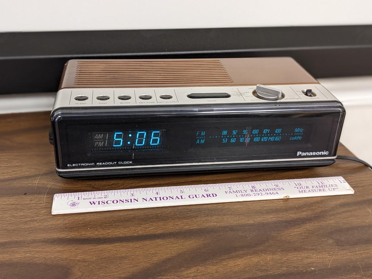Vintage Panasonic Clock Radio