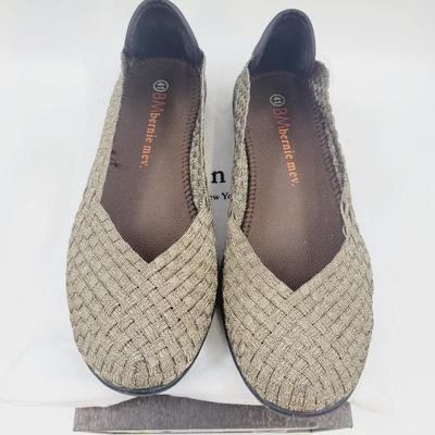 LIKE NEW BM BERNIE MEV SIZE 41 WOVEN SLIP ON SHOES