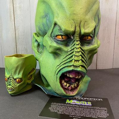 LOT C43: Monster Distortions Unlimited Mask