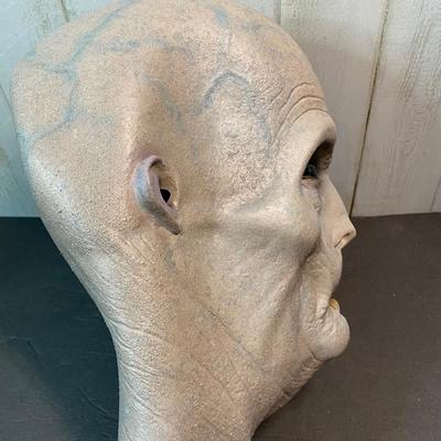 LOT C51: Monster Distortions Unlimited Mask