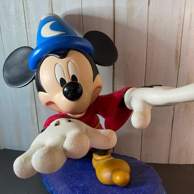 LOT C62: Richard Sznerch Mickey as the Sorcererâ€™s Apprentice large magical light up  figurine , rare to find in this great condition!
