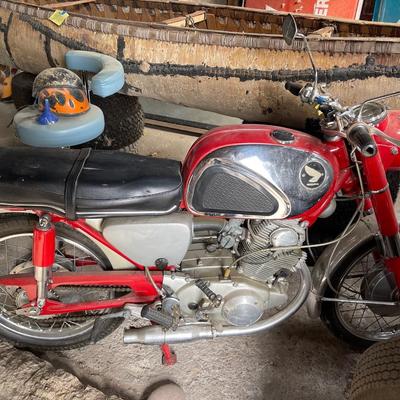 1965 Honda 305 Super Hawk