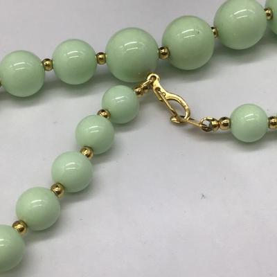 Vintage Mint Green Beaded Necklace